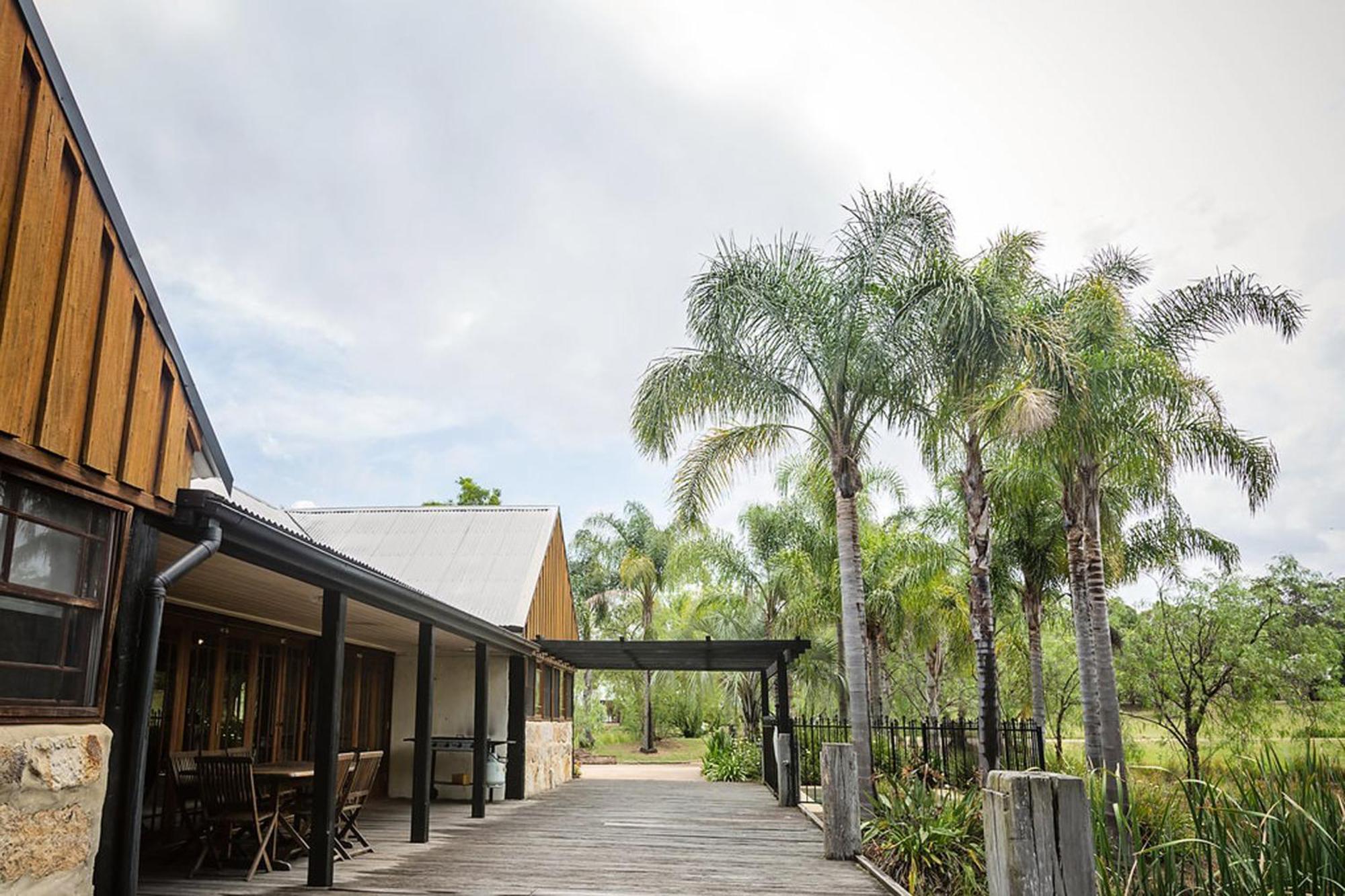 Peppers Creek Accommodation Pokolbin Exterior photo