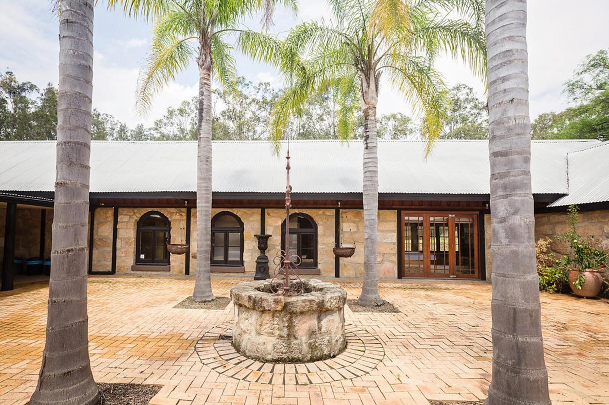 Peppers Creek Accommodation Pokolbin Exterior photo